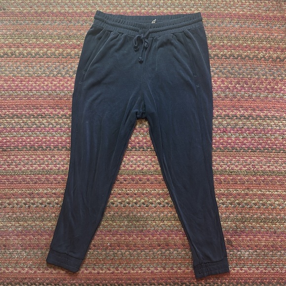 FP Movement by Free People Pants - FREE PEOPLE FP MOVEMENT BLACK LOUNGE SWEATPANTS